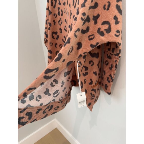 Simply Southern Leopard Turtle Neck Sweater, NWT one size fits most - Picture 11 of 13